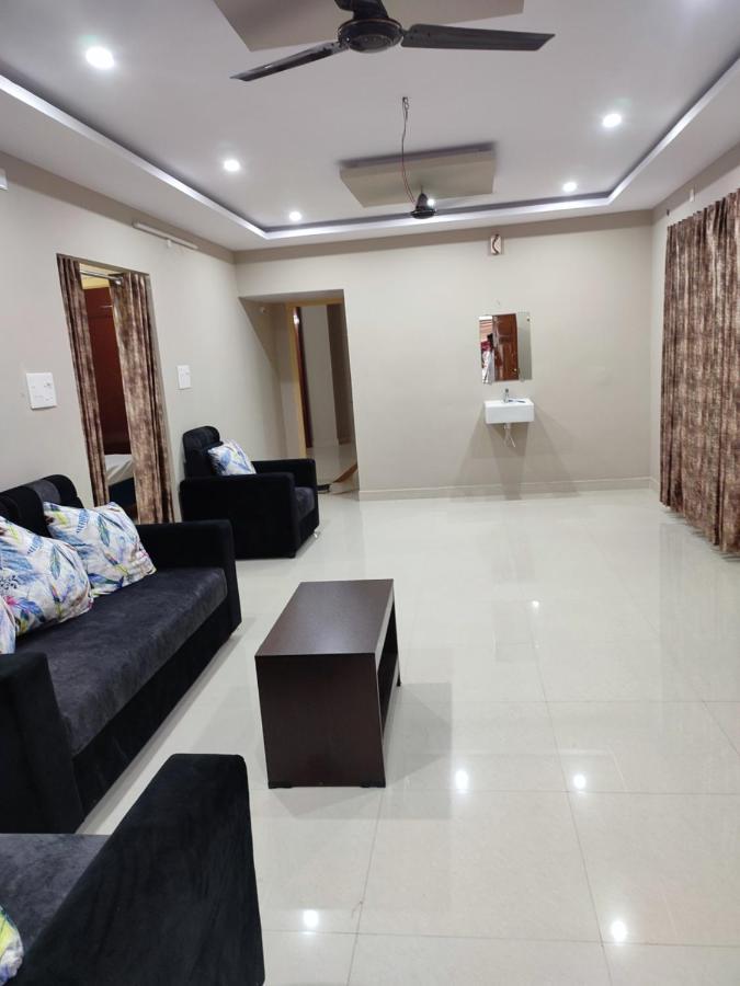 ויסאקפאטנם Rahul'S Castle Guest House מראה חיצוני תמונה